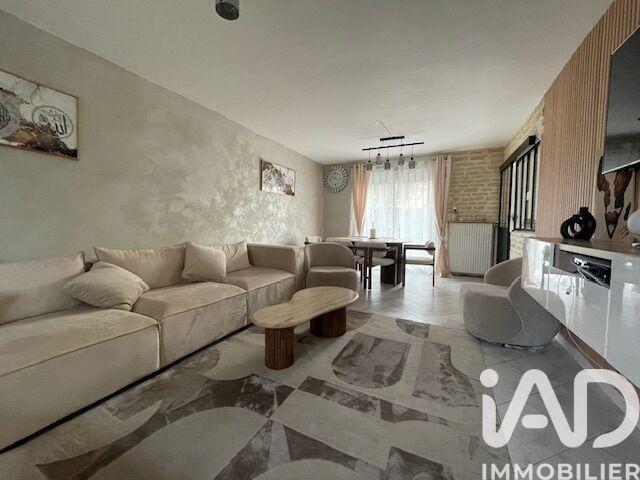 Maison - 88 m² - 5 pièces