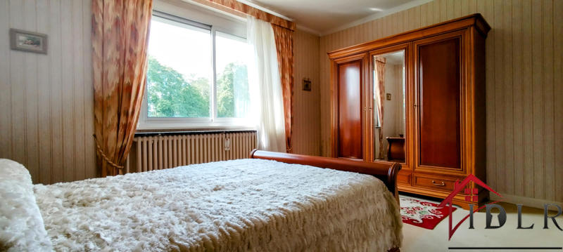 Maison - 93 m² - 5 pièces