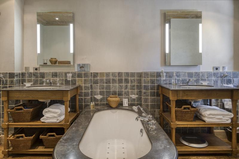 Châlet - 315 m² - 10 pièces