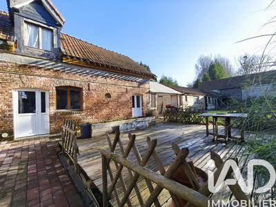 Maison - 201 m² - 7 pièces