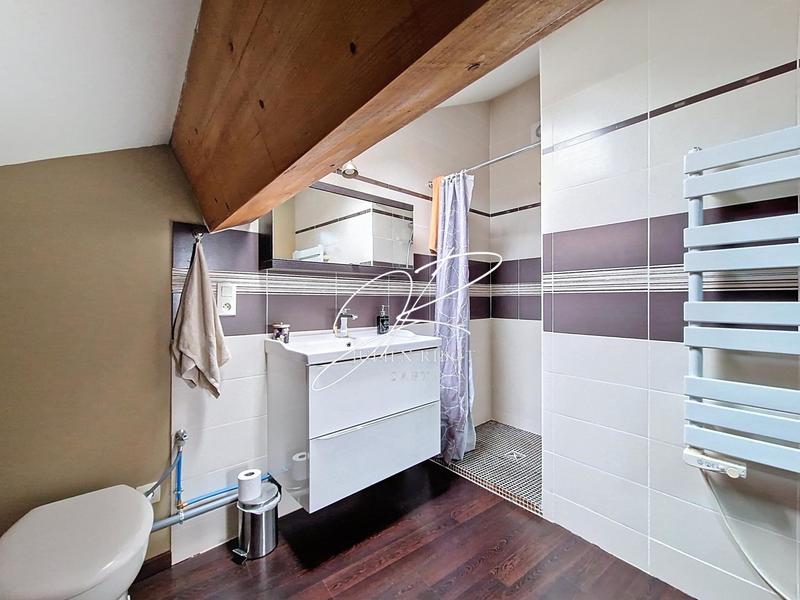 Maison - 111 m² - 5 pièces