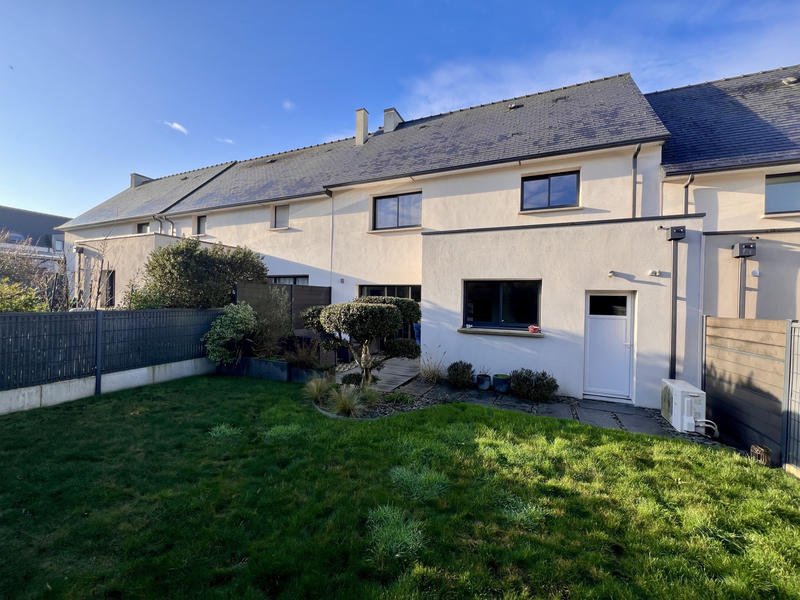 Maison - 96 m² - 4 pièces