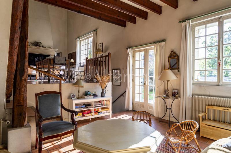 Maison ancienne - 205 m² - 7 pièces