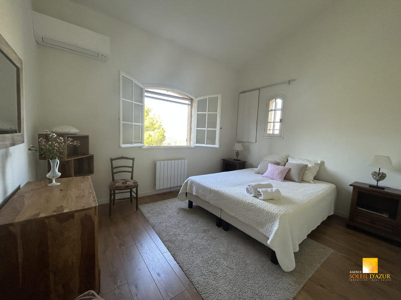 Villa - 168 m² - 5 pièces