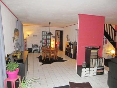 Maison - 150 m² - 9 pièces