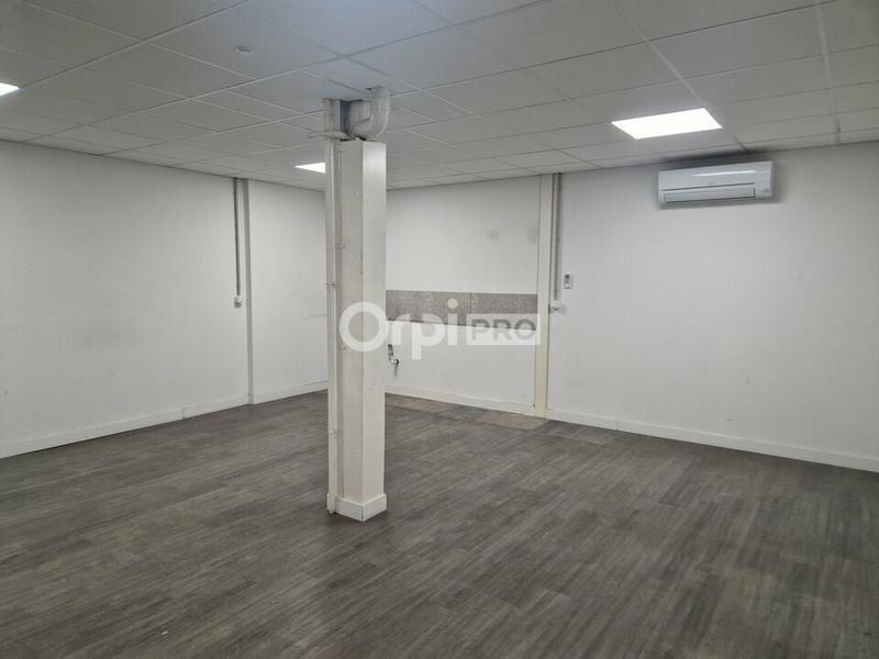 Entrepôt - 2 184 m²