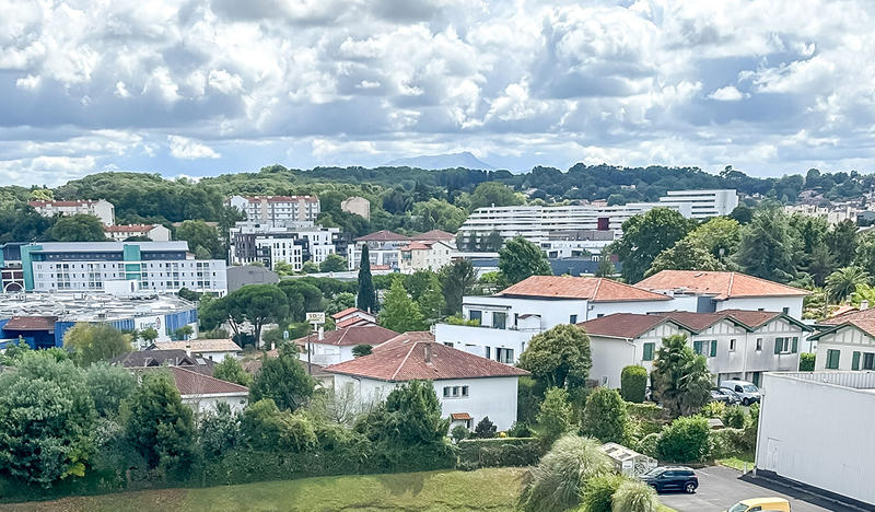 Appartement - 101 m² - 4 pièces