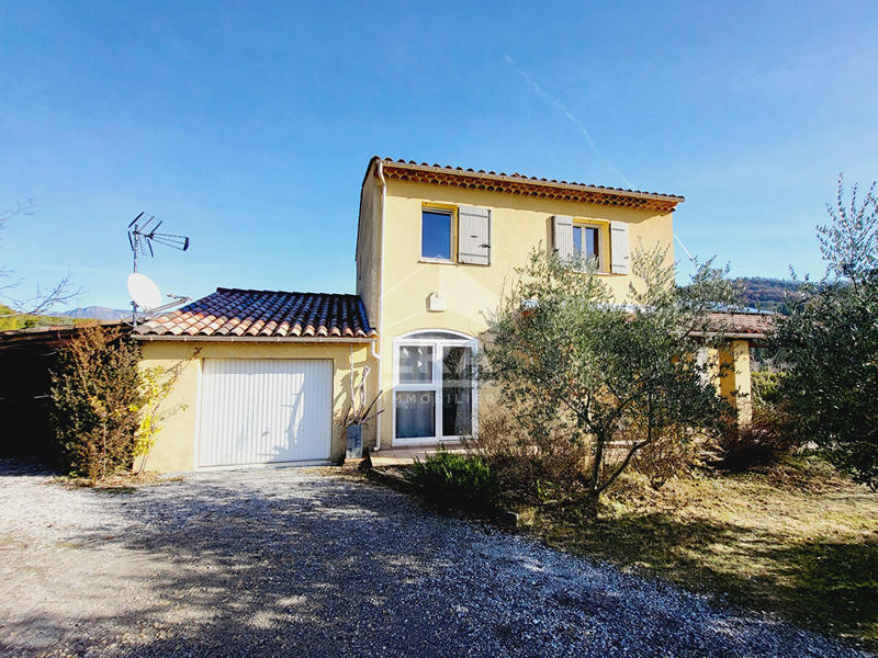 Maison - 111 m² - 4 pièces