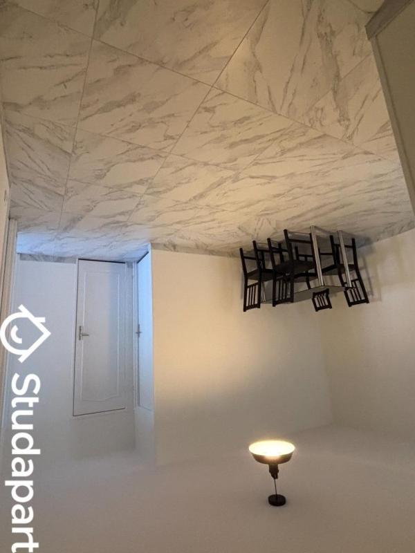 Chambre - 12 m² - 1 pièce