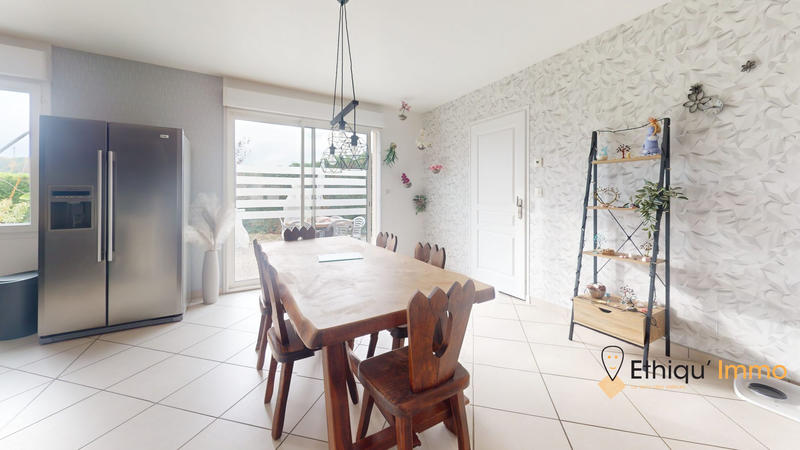 Maison - 100 m² - 5 pièces