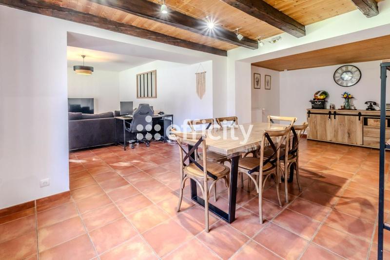 Maison - 170 m² - 6 pièces