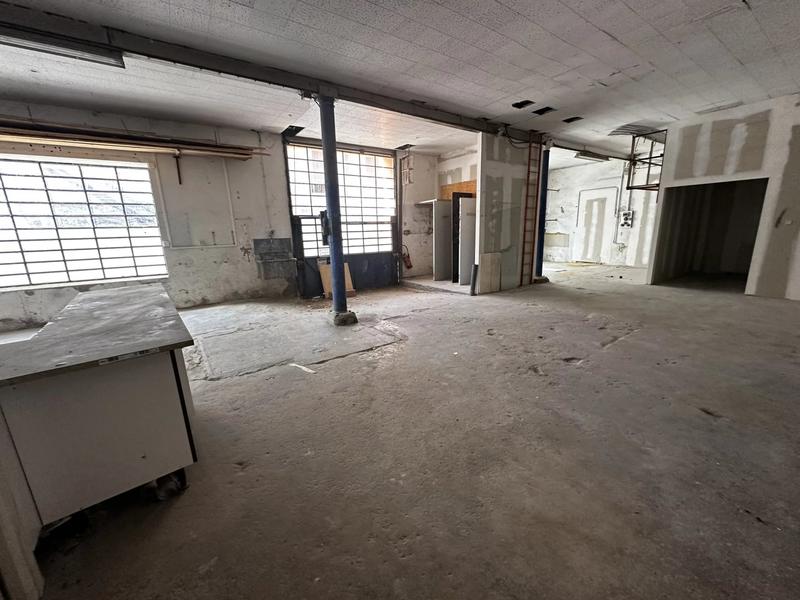 Local commercial - 166 m²