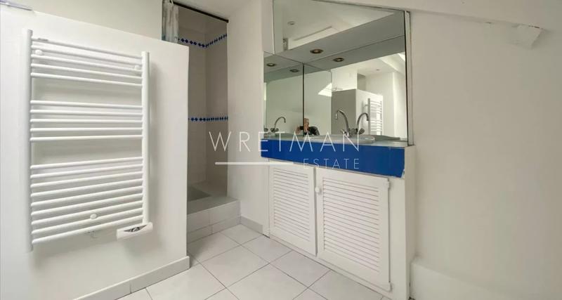 Appartement - 190 m² - 6 pièces