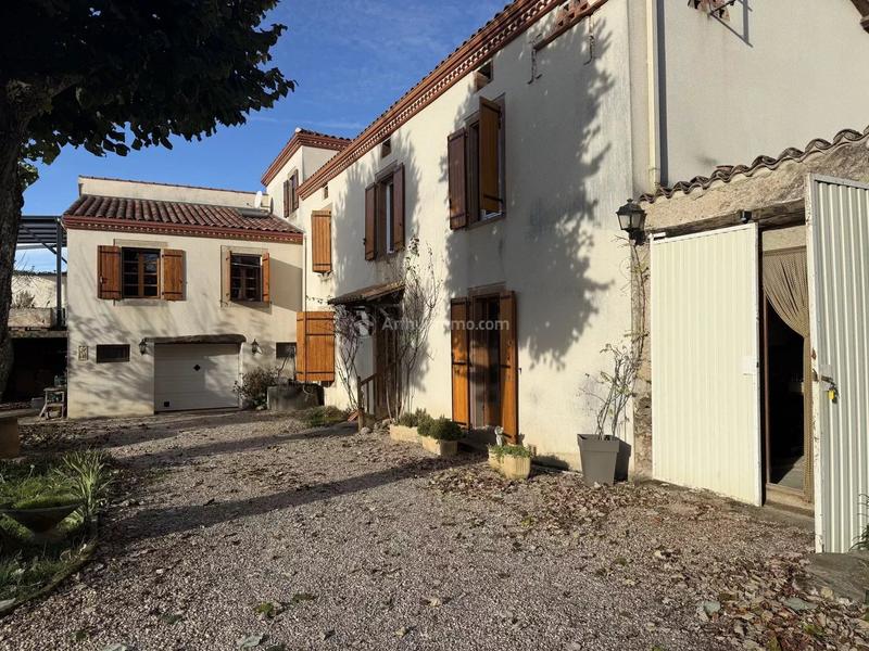 Maison - 190 m² - 6 pièces