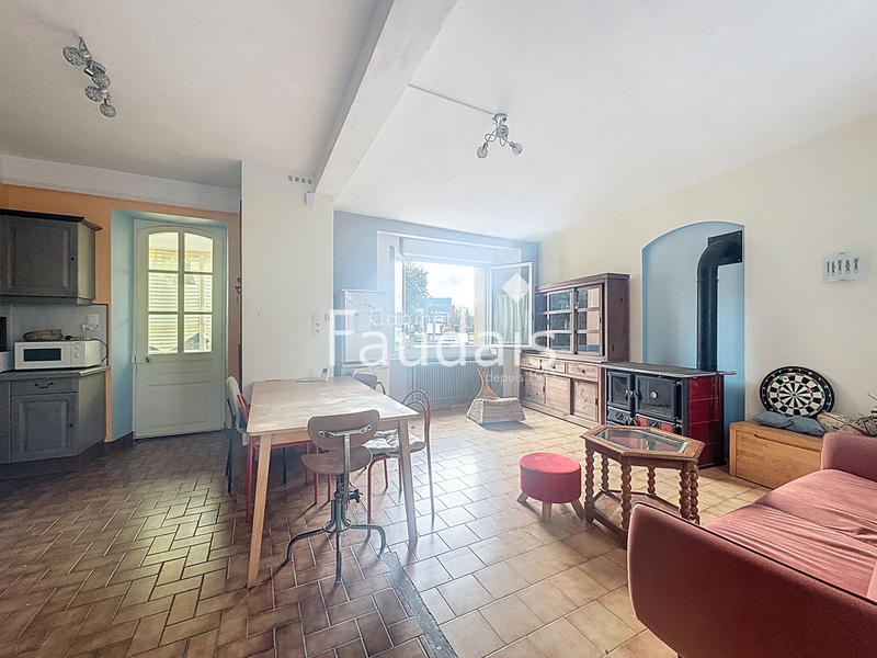 Maison - 85 m² - 5 pièces