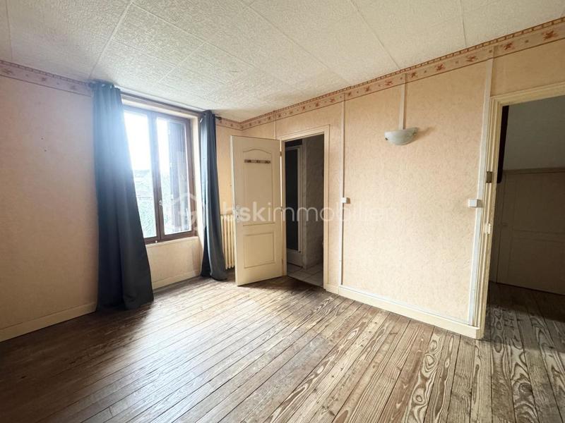 Maison jumelée - 106 m² - 5 pièces