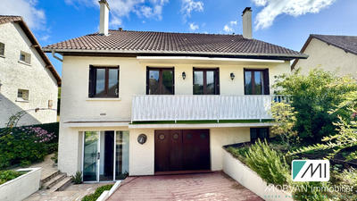 Maison - 107 m² - 6 pièces