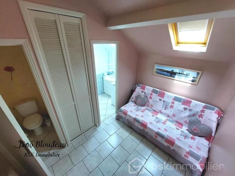 Maison - 180 m² - 8 pièces