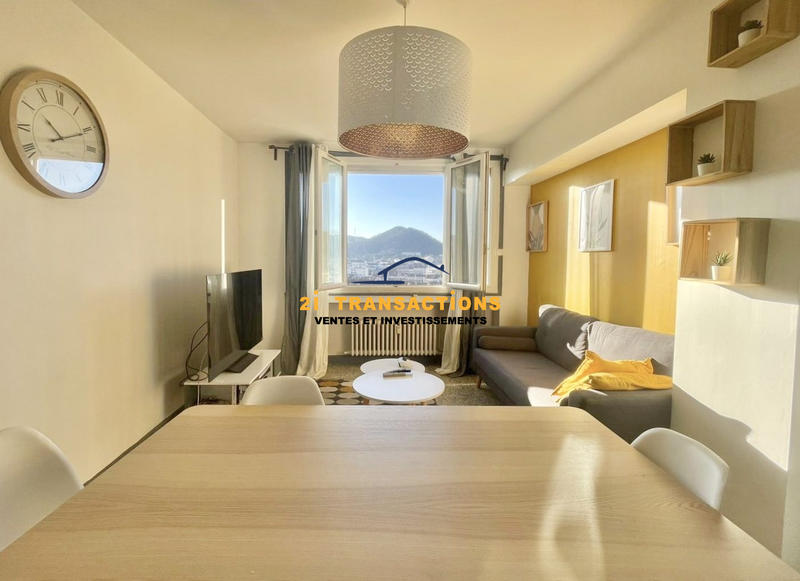 Appartement - 60 m² - 3 pièces