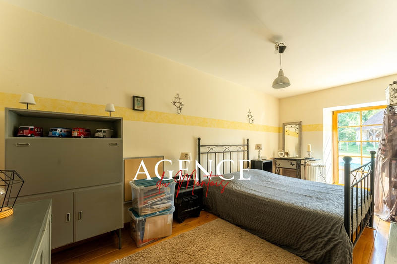 Maison - 179 m² - 6 pièces