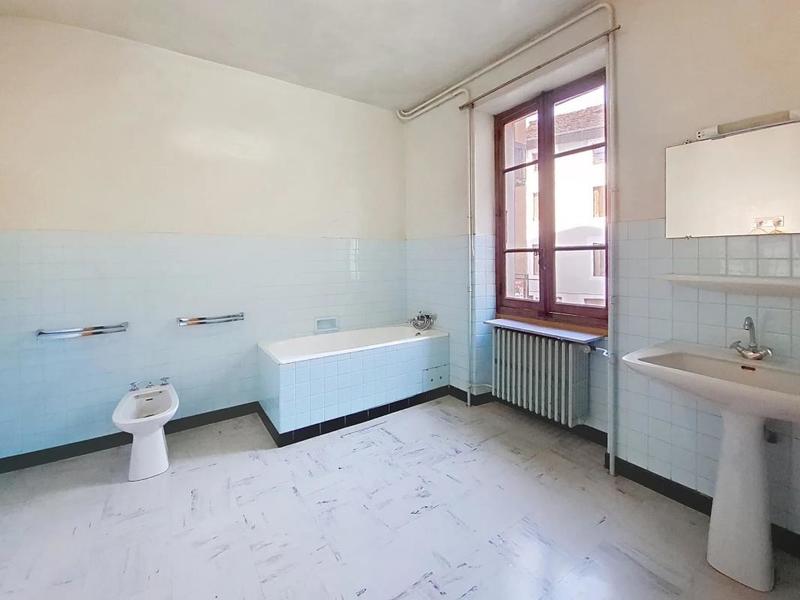 Maison - 177 m² - 7 pièces