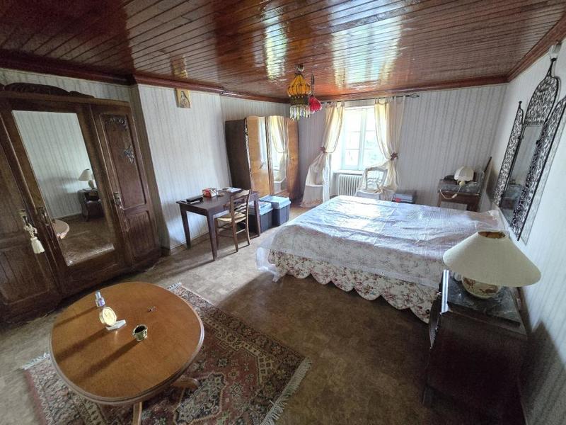 Corps de ferme - 237 m² - 9 pièces