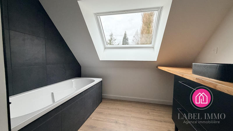 Maison - 83 m² - 4 pièces