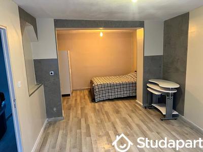 Chambre - 9 m² - 1 pièce