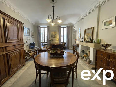 Appartement - 94 m² - 5 pièces