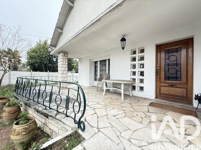 Maison - 145 m² - 6 pièces