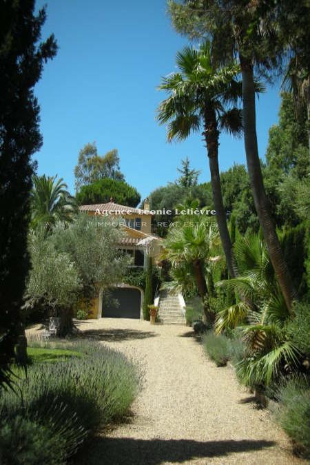 Villa - 140 m² - 4 pièces