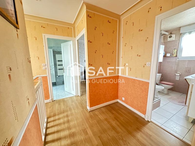 Maison - 138 m² - 7 pièces