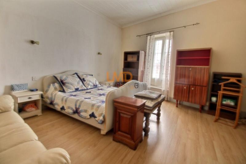 Maison de village - 141 m² - 6 pièces