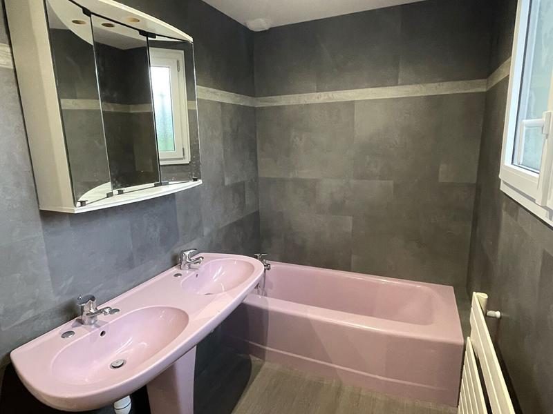 Maison - 165 m² - 6 pièces