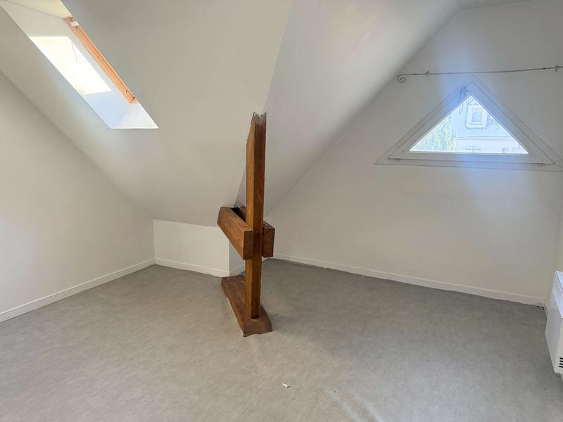 Maison - 98 m² - 4 pièces