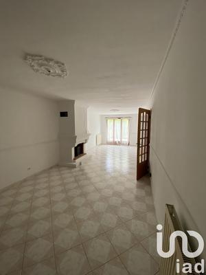 Maison - 200 m² - 7 pièces