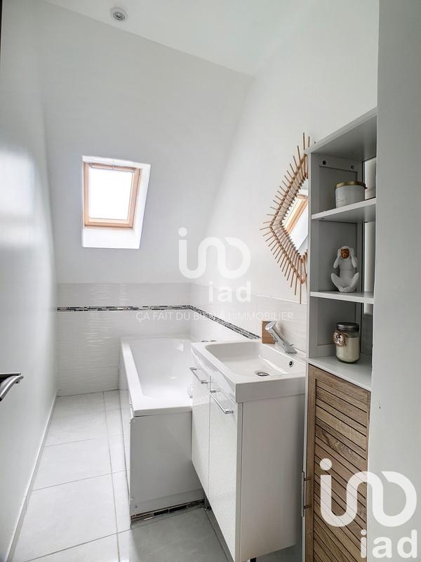 Maison - 165 m² - 8 pièces