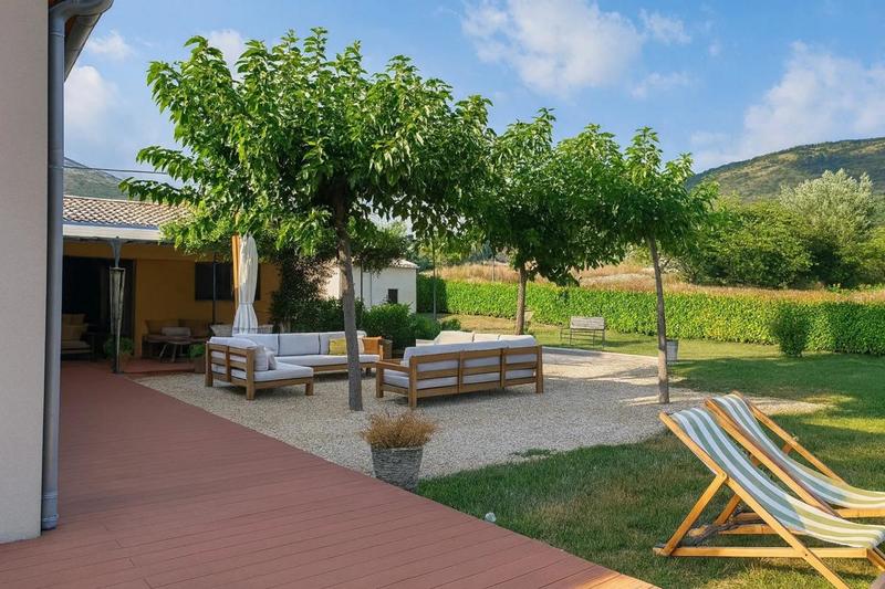 Maison - 160 m² - 4 pièces