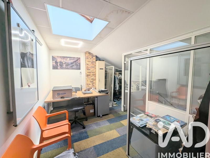 Maison - 210 m² - 6 pièces