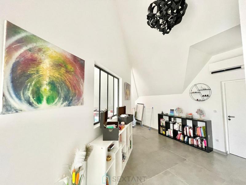 Maison d'architecte - 385 m² - 8 pièces