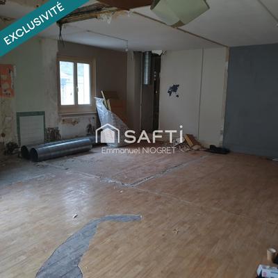 Appartement - 100 m² - 5 pièces