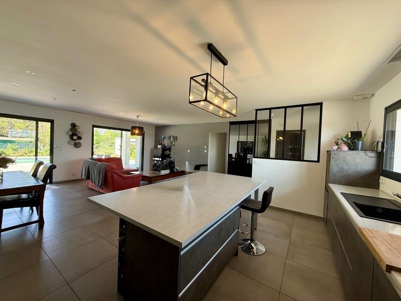 Villa - 144 m² - 6 pièces