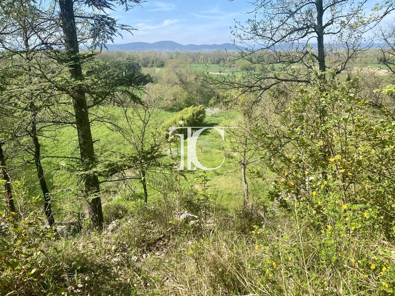 Maison - 204 m² - 9 pièces