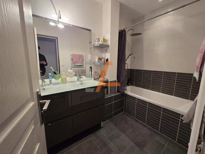 Appartement - 112 m² - 5 pièces