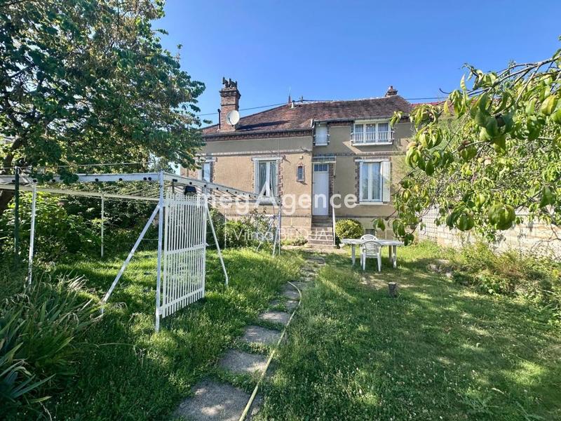 Maison - 136 m² - 8 pièces