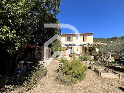 Villa - 97 m² - 5 pièces