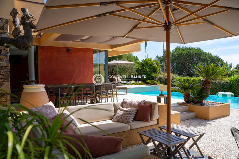 Villa - 230 m² - 5 pièces