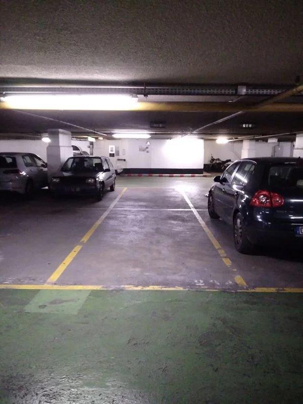 Parking - 12 m²
