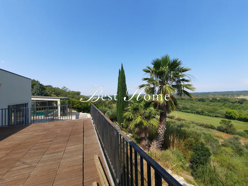 Maison - 190 m² - 7 pièces