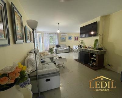 Maison de village - 112 m² - 4 pièces